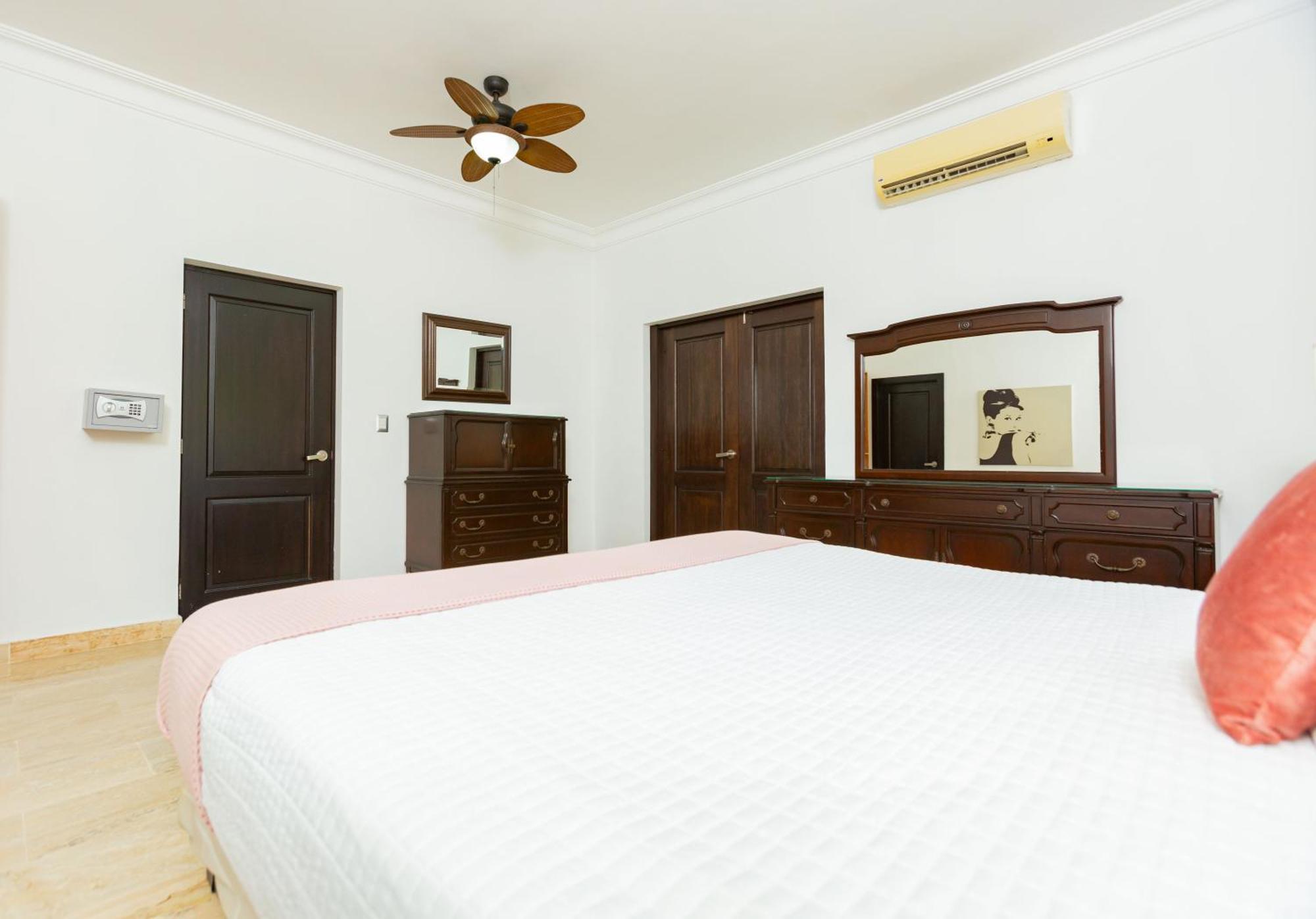 Suites At Grand Laguna Beach By Calisto Stays Sosúa Oda fotoğraf